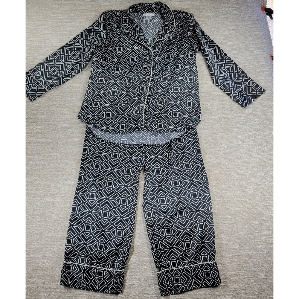 Natori Pajama Set Meium Black Geometric Button Up Silky Loungewear Quiet Luxury